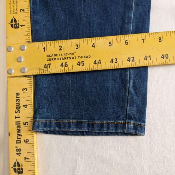 Angel Kiss Distressed Jean's Woman's Junior's Size 15 Blue Jean's Flower Embroid - Picture 5 of 9